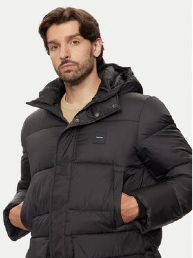 Calvin Klein Kurtka zimowa K10K113465 Czarny Regular Fit