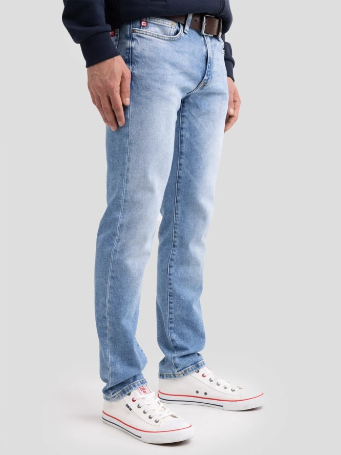 Jeansy męskie dopasowane jasnoniebieskie Terry Slim 252