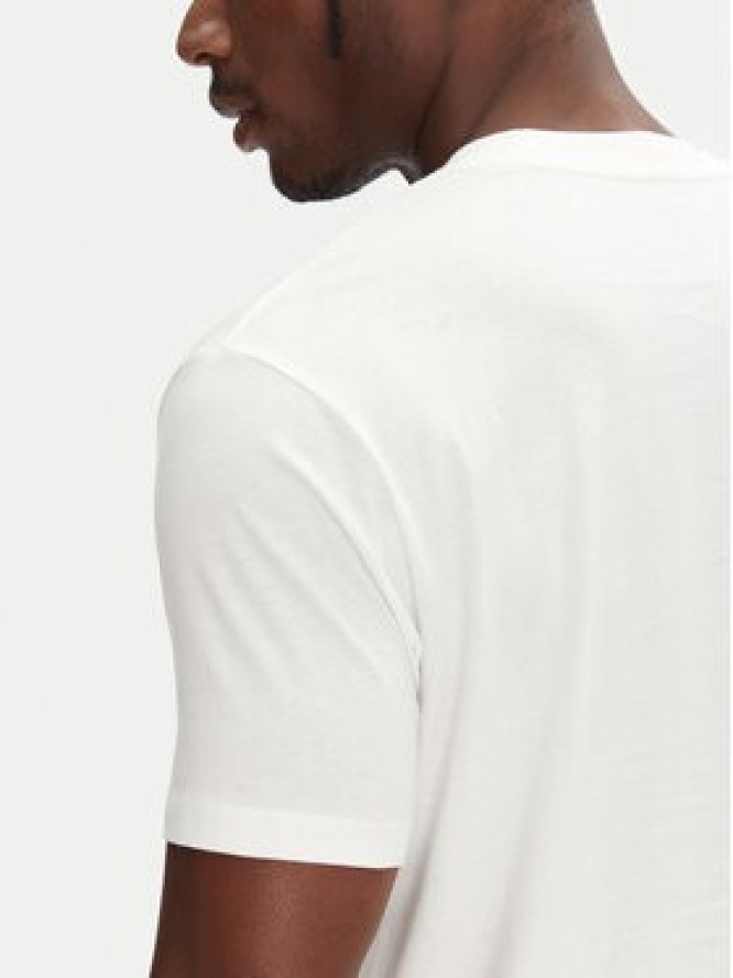 Armani Exchange T-Shirt XM000558 AF10358 U0009 Biały Regular Fit