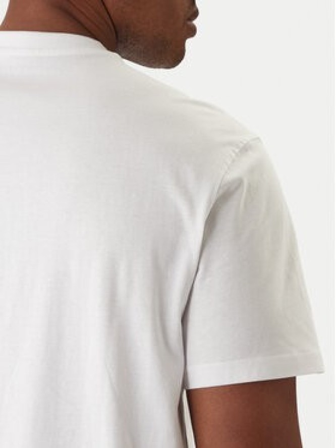 Guess T-Shirt M6RI16 I3Z14 Biały Regular Fit