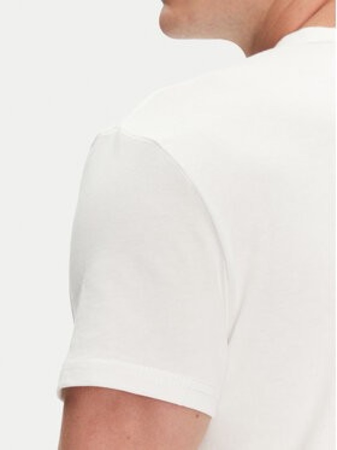 Tommy Jeans T-Shirt Badge DM0DM20322 Biały Regular Fit