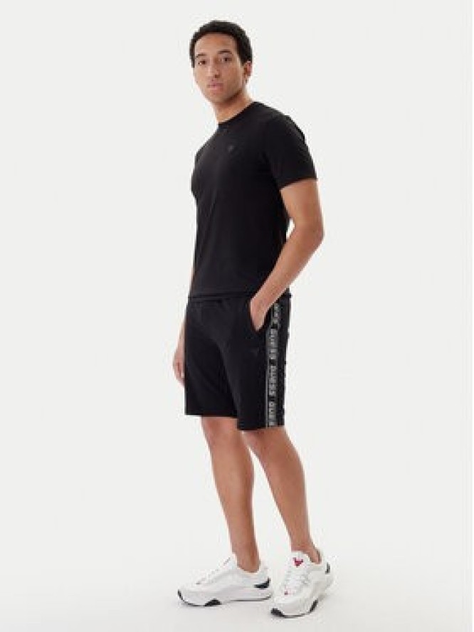Guess Szorty sportowe Z2YD02 K6ZS1 Czarny Regular Fit
