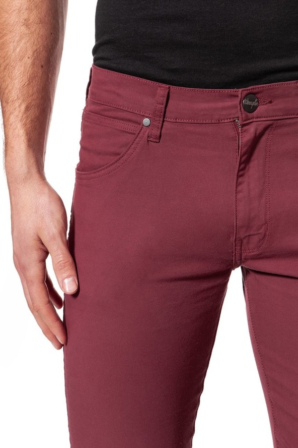WRANGLER SPODNIE MĘSKIE LARSTON CORDOVAN RED W18SHD13G 112127497