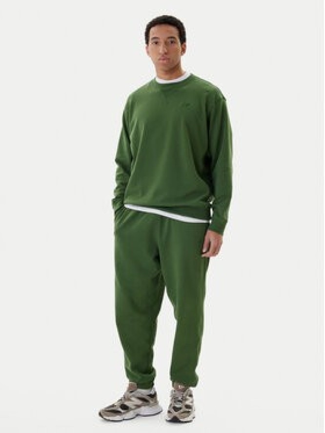 New Balance Spodnie dresowe MP41508 Zielony Relaxed Fit