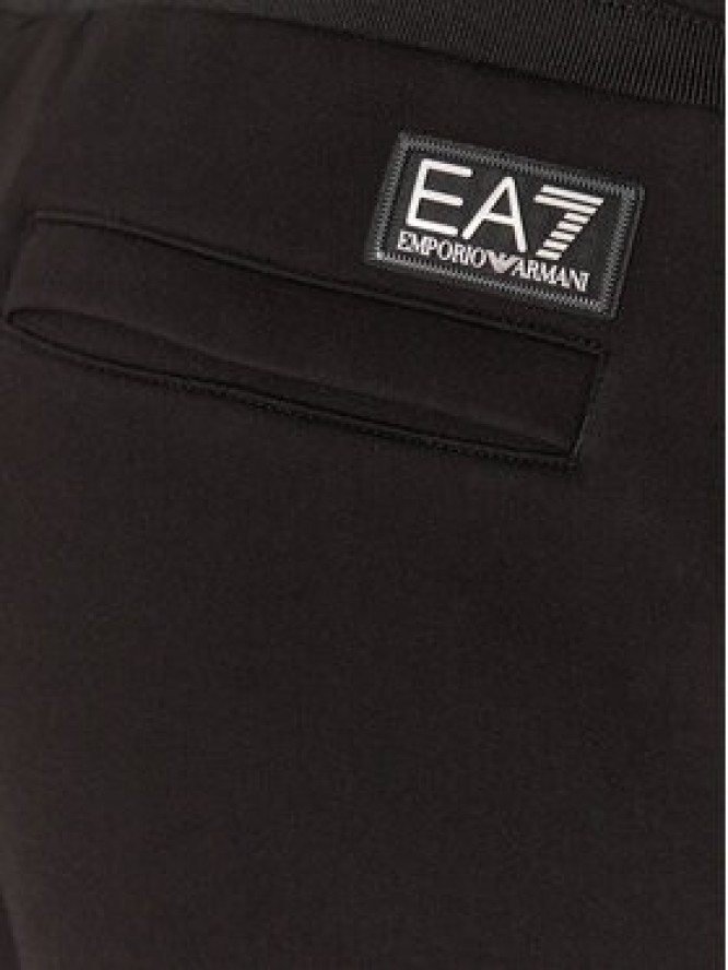 EA7 Emporio Armani Spodnie dresowe 7M000144 AF13538 UC001 Czarny Regular Fit