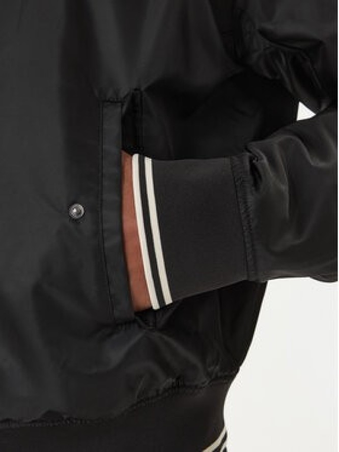 Armani Exchange Kurtka bomber XM002017 AF19828 UC001 Czarny Regular Fit