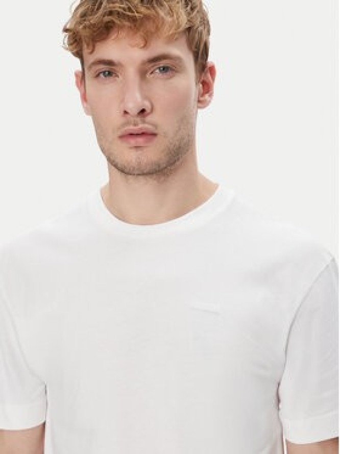 Calvin Klein T-Shirt K10K112749 Biały Comfort Fit