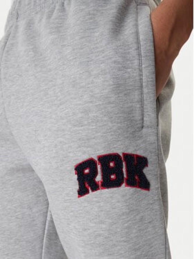 Reebok Spodnie dresowe Bermingham RK25555CCM Szary Relaxed Fit