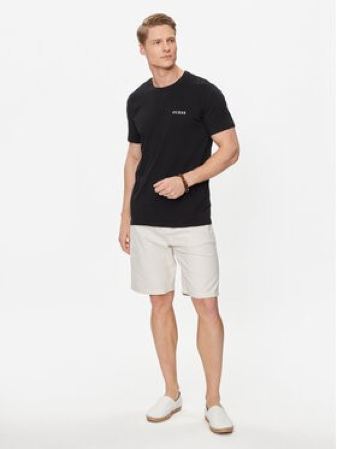 Guess Szorty materiałowe Mick M4GD02 WFBXA Écru Regular Fit