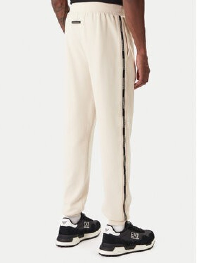 EA7 Emporio Armani Spodnie dresowe 7M001482 AF12660 U1088 Beżowy Regular Fit
