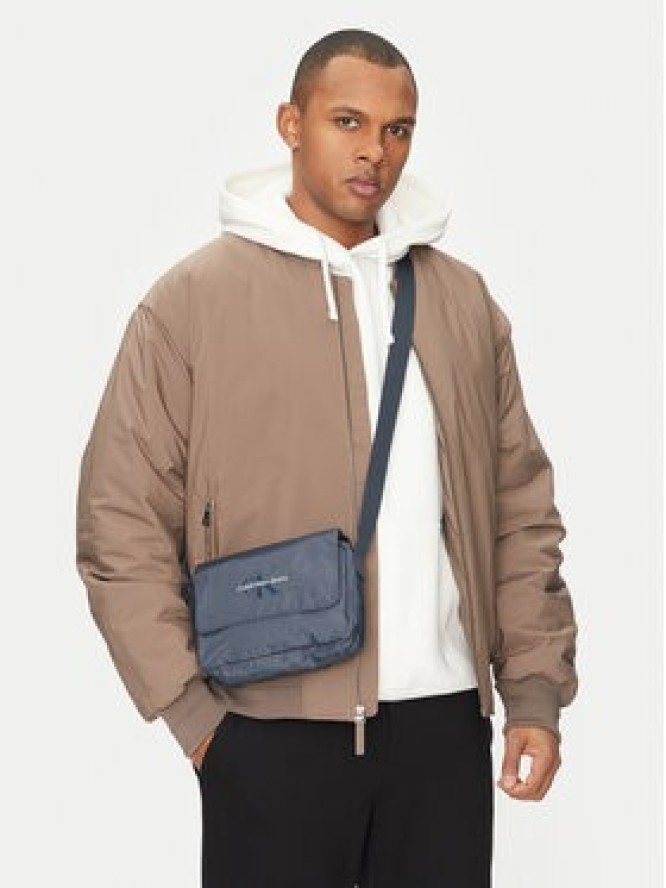 Calvin Klein Jeans Saszetka Sport Essentials Ut Flap Cb22 LV04G3031G Granatowy