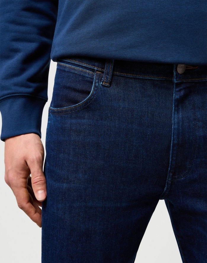 MESKIE SPODNIE WRANGLER LARSTON DARK WASH 112373151