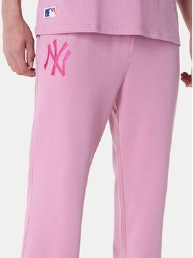 New Era Spodnie dresowe New York Yankees MLB League Essential Dark 60596188 Różowy Regular Fit