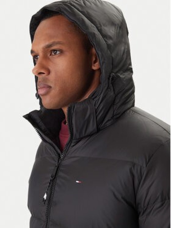 Tommy Jeans Kurtka puchowa Essential DM0DM20466 Czarny Regular Fit