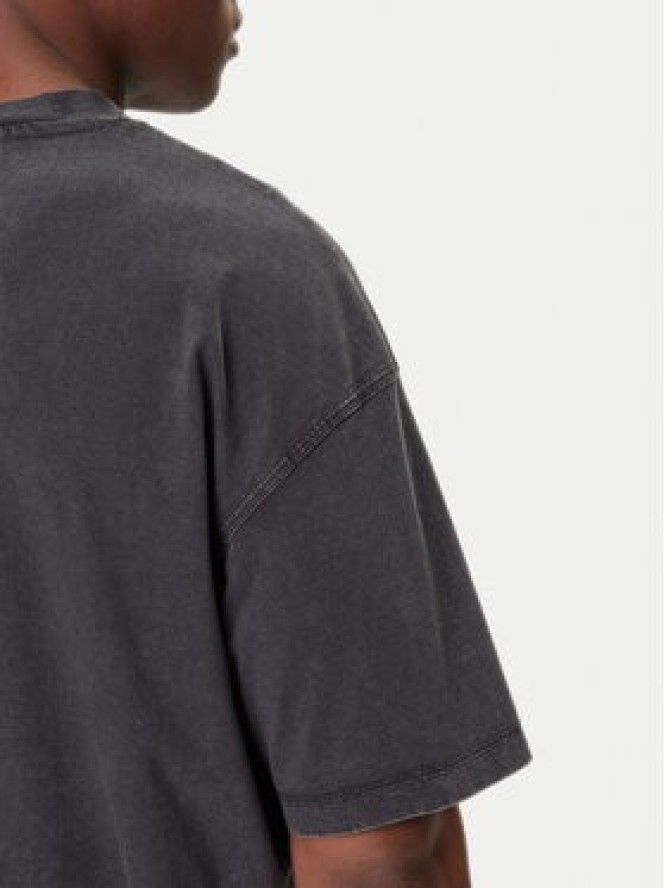 HUGO T-Shirt Nebute 50542638 Czarny Loose Fit