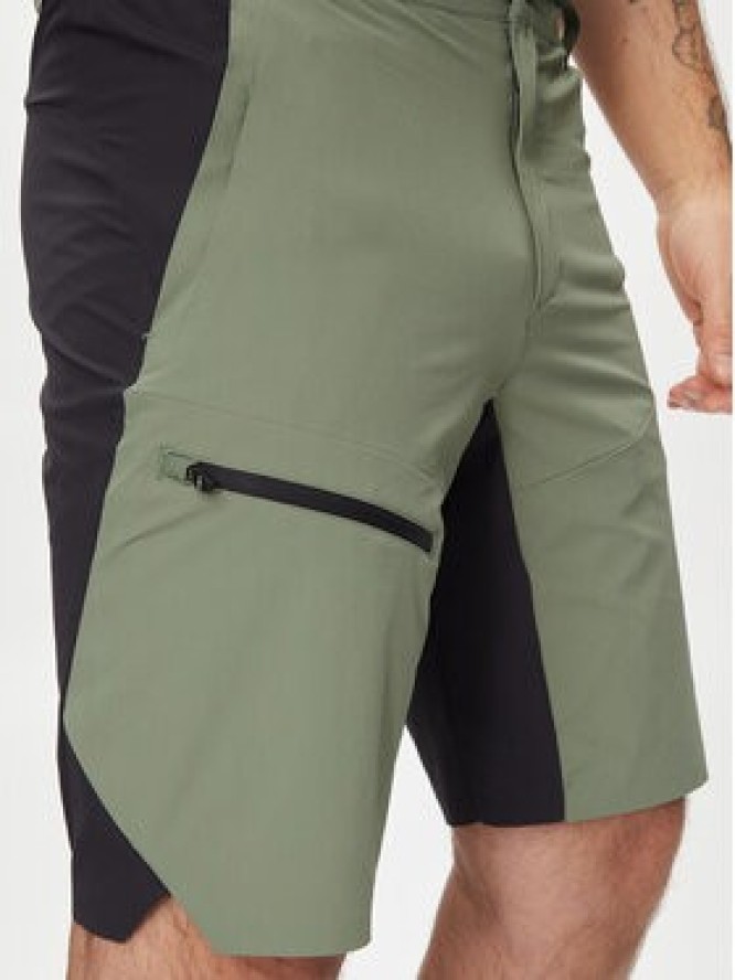 CMP Szorty sportowe 33T6667 Zielony Active Fit