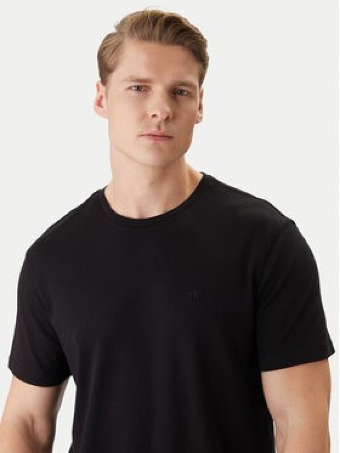 Calvin Klein T-Shirt LV04LB275G Czarny Regular Fit
