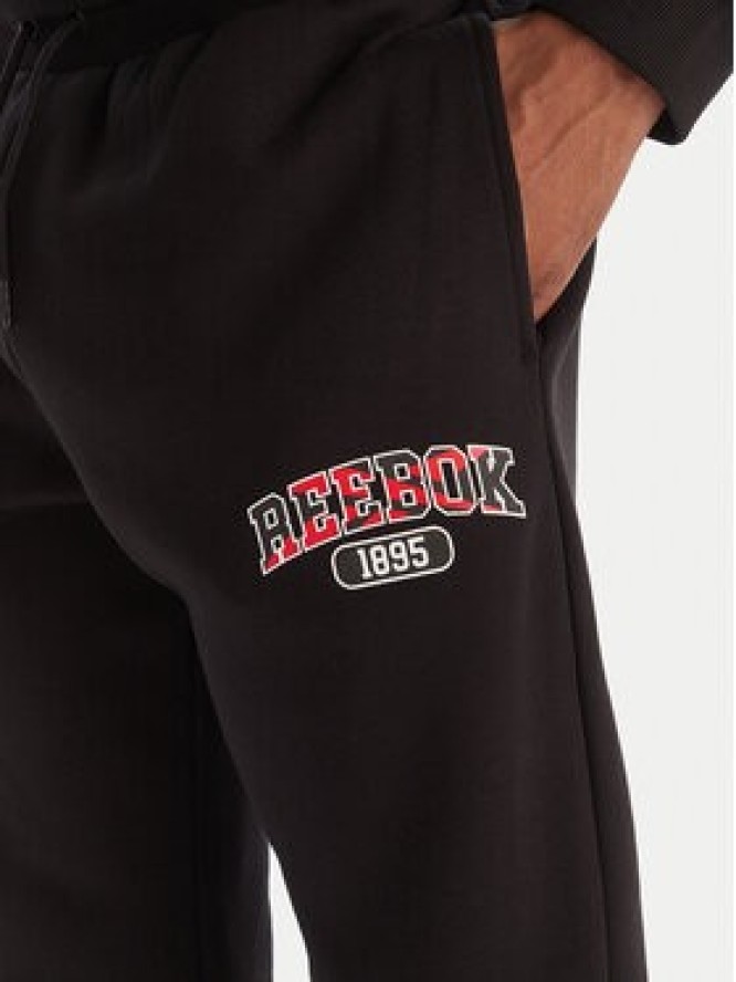 Reebok Spodnie dresowe Walker RK25149CCM Czarny Regular Fit