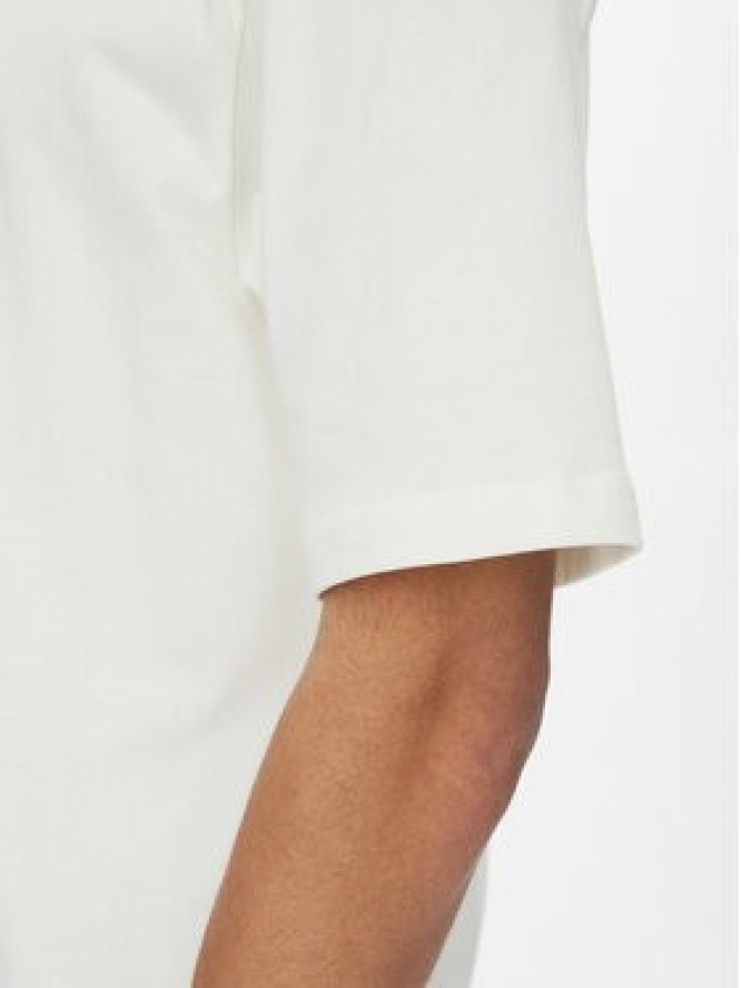 Nike T-Shirt FZ1912 Écru Regular Fit