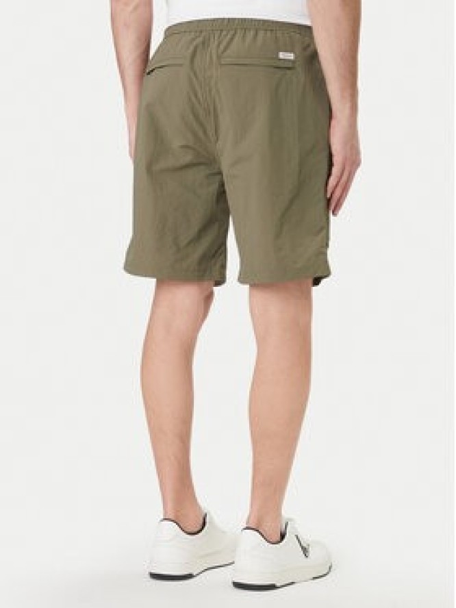 Guess Jeans Szorty materiałowe M6GDC8 WN362 Zielony Regular Fit