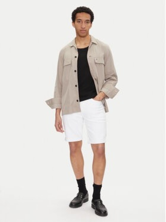 Calvin Klein Jeans Szorty jeansowe J30J327536 Biały Slim Fit