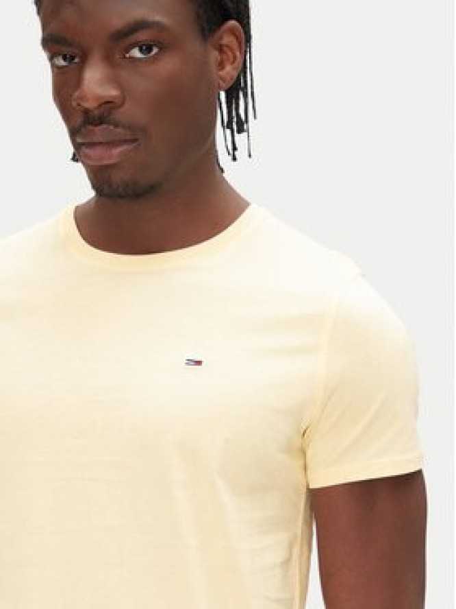 Tommy Jeans T-Shirt DM0DM04411 Żółty Slim Fit