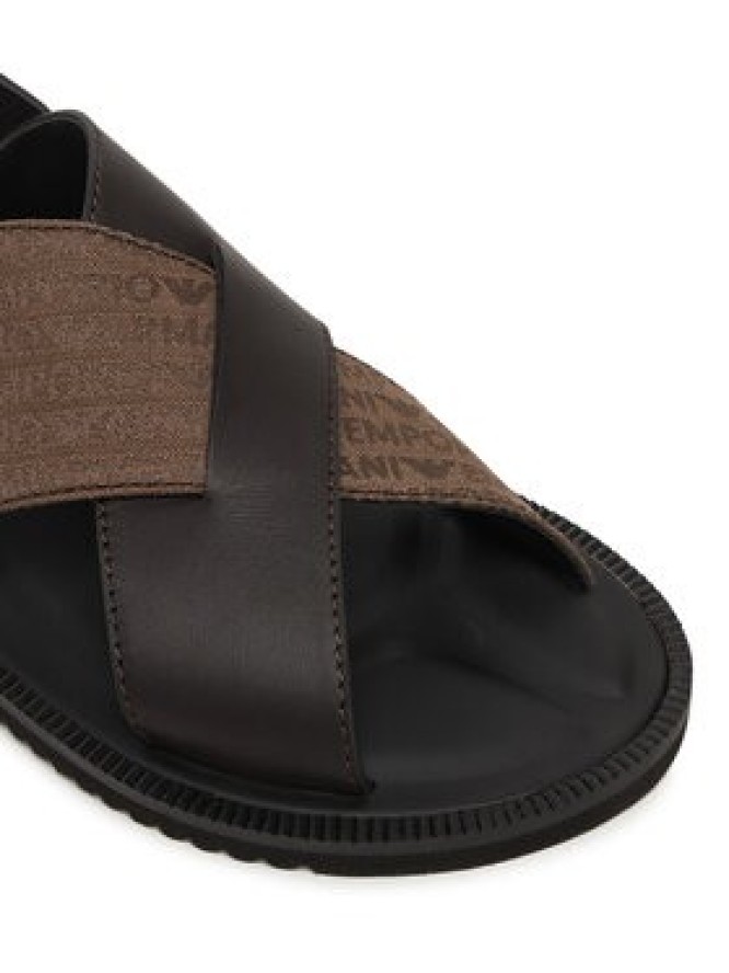 Emporio Armani Sandały EM004323 AF25617 M6354 Brązowy