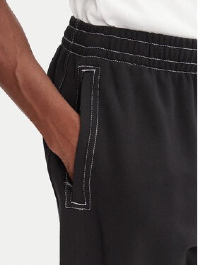 adidas Spodnie dresowe JP4487 Czarny Regular Fit