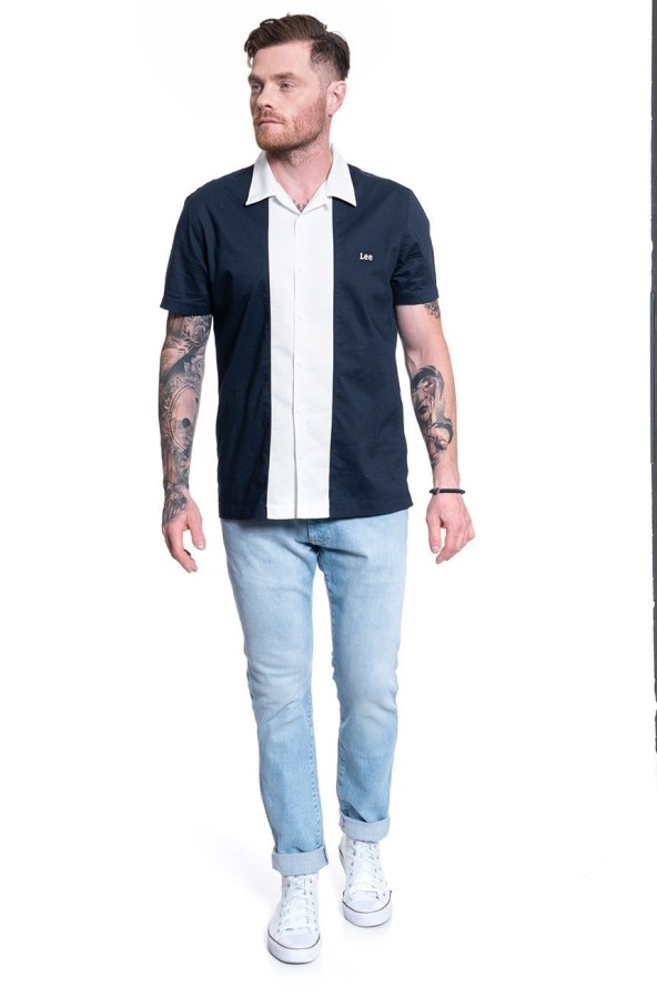 MĘSKA KOSZULA LEE SS BOWLING SHIRT REGULAR FIT SKY CAPTAIN L68BTGHY 112117040
