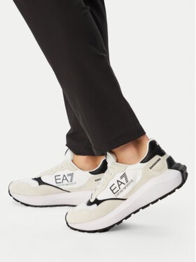 EA7 Emporio Armani Sneakersy 7X000341 AF18616 MZ021 Biały