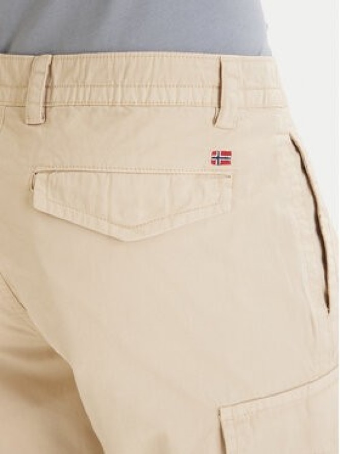 Napapijri Szorty materiałowe NP0A4HOT Beżowy Regular Fit