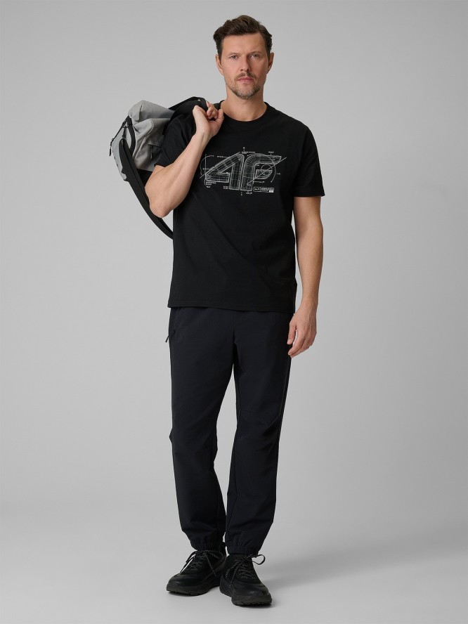 4F T-shirt regular z nadrukiem męski - czarny M