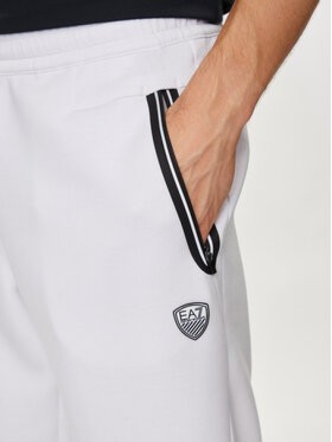 EA7 Emporio Armani Szorty sportowe 8NPS08 PJ4EZ 1100 Biały Regular Fit
