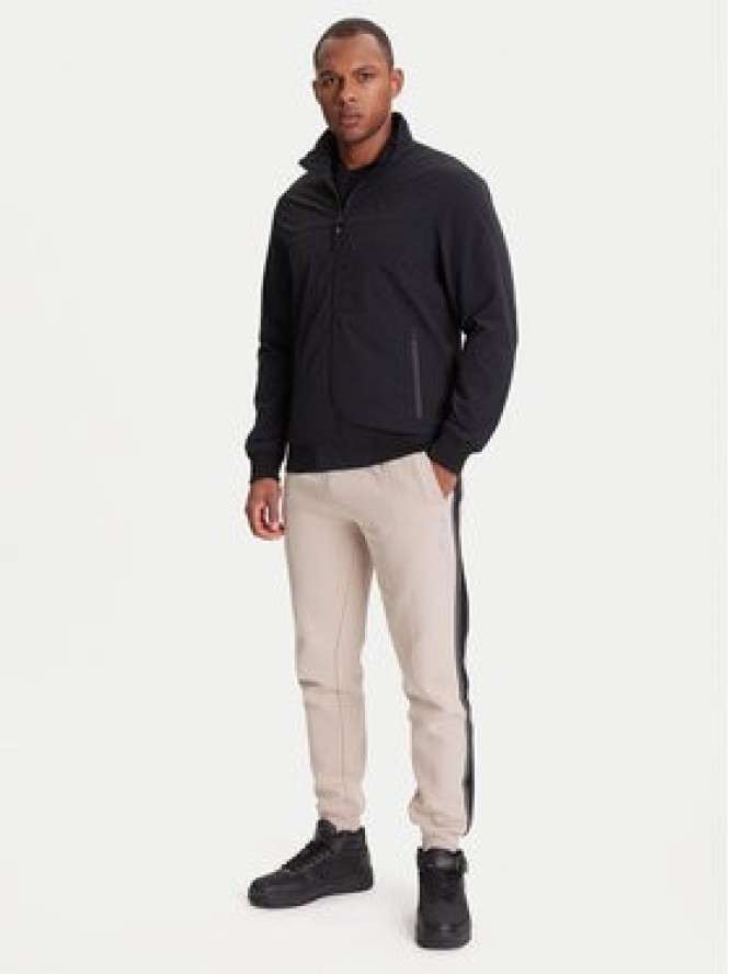 Guess Kurtka przejściowa Z5YL07 WH2H0 Czarny Regular Fit