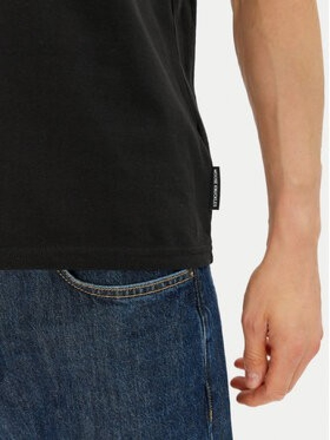 Moose Knuckles T-Shirt Conway M15MT760 Czarny Regular Fit