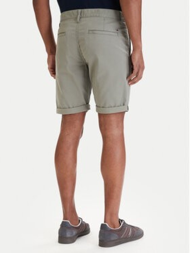 Tommy Jeans Szorty materiałowe Scanton DM0DM22852 Zielony Slim Fit