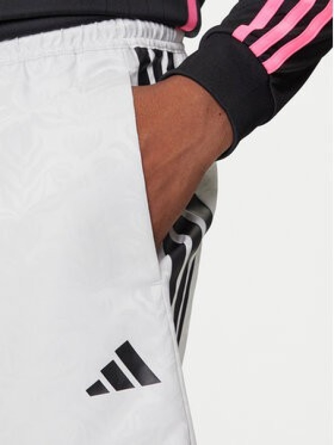 adidas Szorty sportowe Common Goal JW0239 Szary Regular Fit