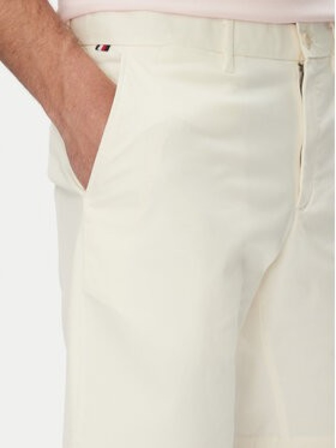 Tommy Hilfiger Szorty materiałowe Brooklyn MW0MW23563 Écru Regular Fit