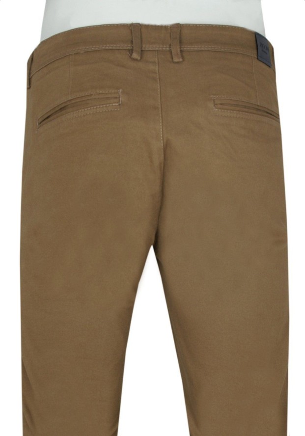 Męskie Spodnie Chinos marki Rigon – Bawełna z Elastanem – Slim Fit - Camel