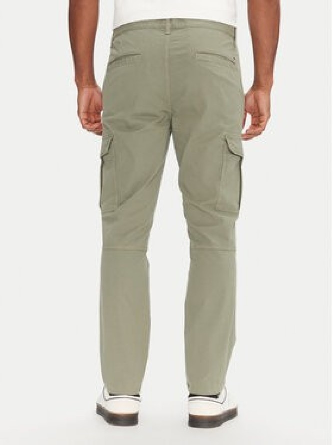 Tommy Jeans Spodnie materiałowe Austin DM0DM20281 Zielony Regular Fit