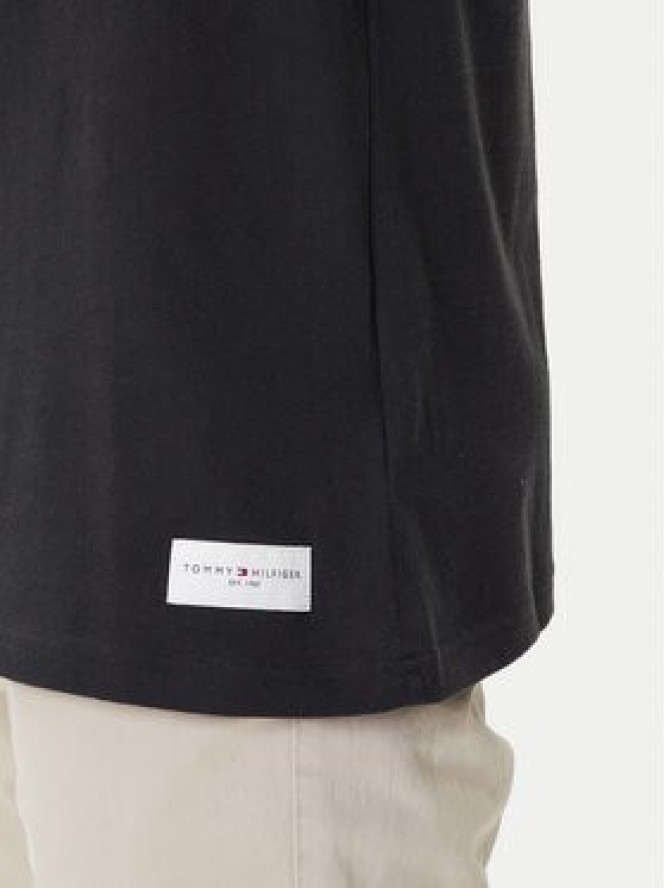 Tommy Hilfiger T-Shirt Logo UM0UM03005 Czarny Regular Fit