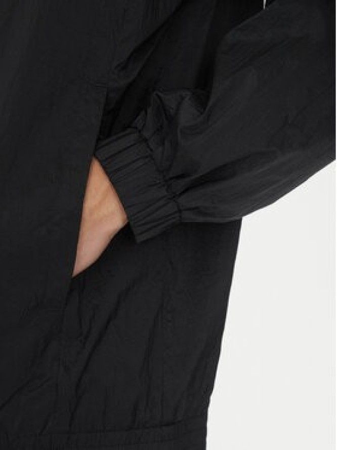 Calvin Klein Jeans Kurtka przejściowa J30J325108 Czarny Regular Fit