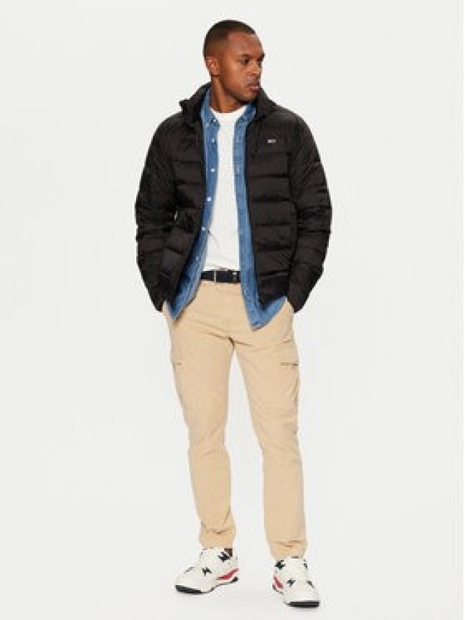 Tommy Jeans Kurtka puchowa DM0DM20658 Czarny Regular Fit