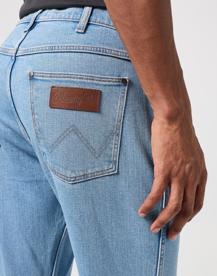 WRANGLER GREENSBORO MĘSKIE SPODNIE JEANSOWE JEANSY DŻINSY GOOD VIBES 112350651 W15Q016839