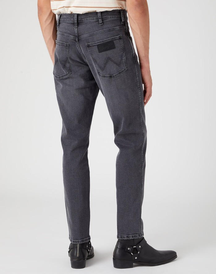 WRANGLER RIVER MĘSKIE SPODNIE JEANSOWE JEANSY DŻINSY BLACKOUT W17T29Z79 112331067