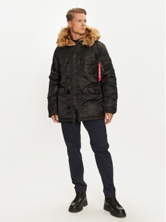 Alpha Industries Kurtka zimowa 103141 Czarny Regular Fit