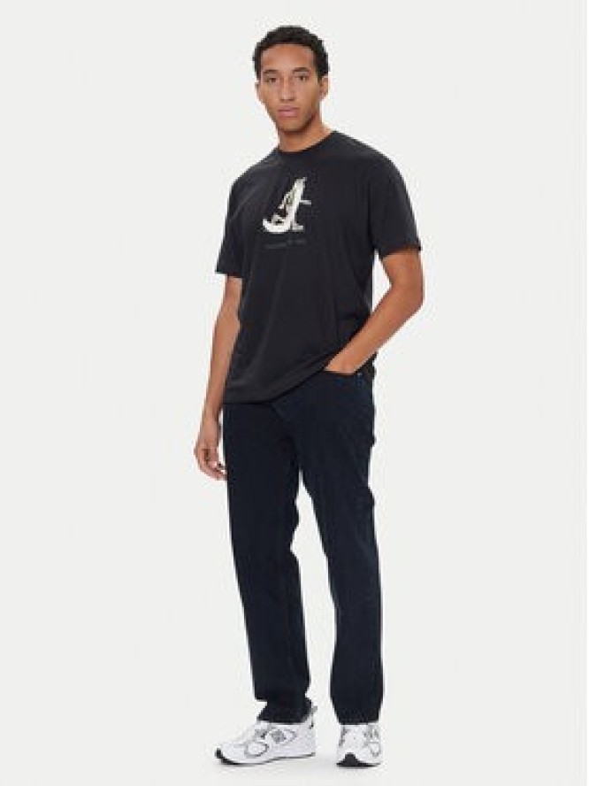 New Balance T-Shirt MT53941 Czarny Regular Fit