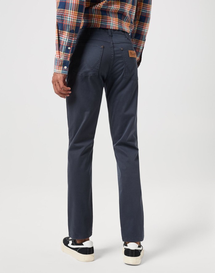 WRANGLER LARSTON MĘSKIE SPODNIE JEANSOWE JEANSY DŻINSY DARK NAVY W18S018200 112350798