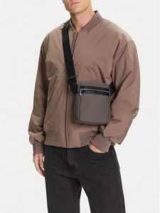 Calvin Klein Saszetka Contrast Reporter LV04D3175G Szary