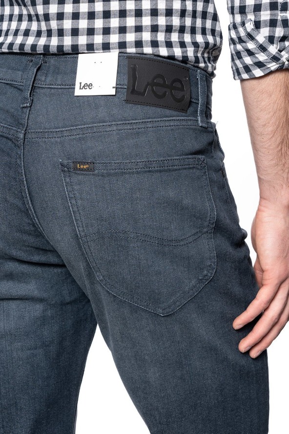 SPODNIE MĘSKIE LEE AUSTIN DARK SHARK L733NKUN 112119934